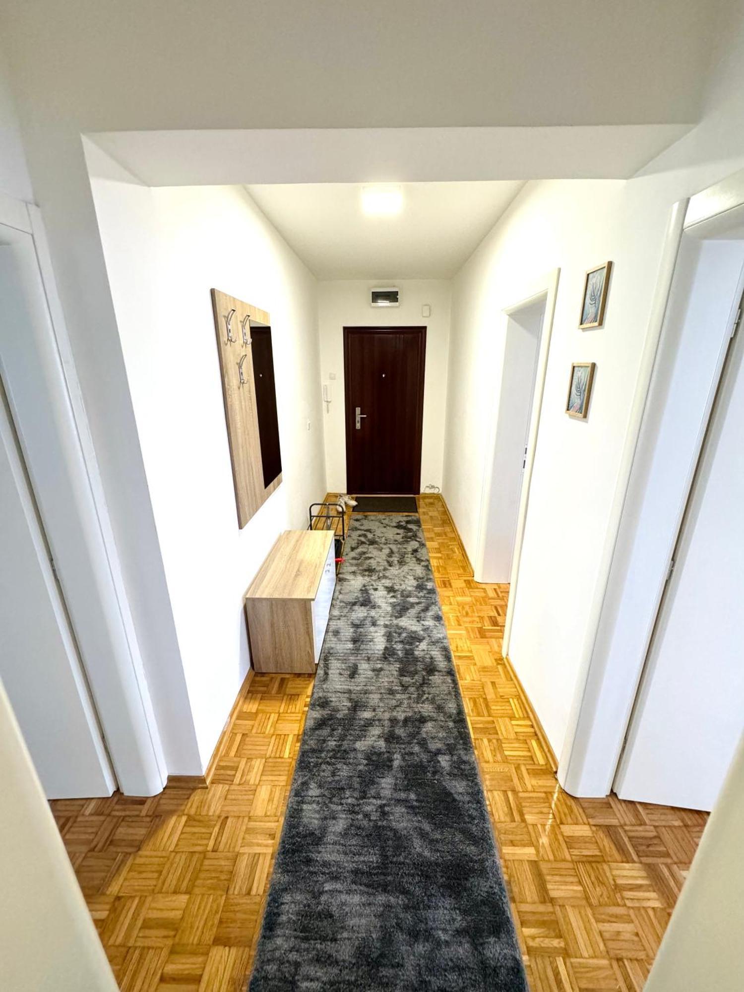 Gradiska Na Savi Apartmani I Sobe Exterior foto