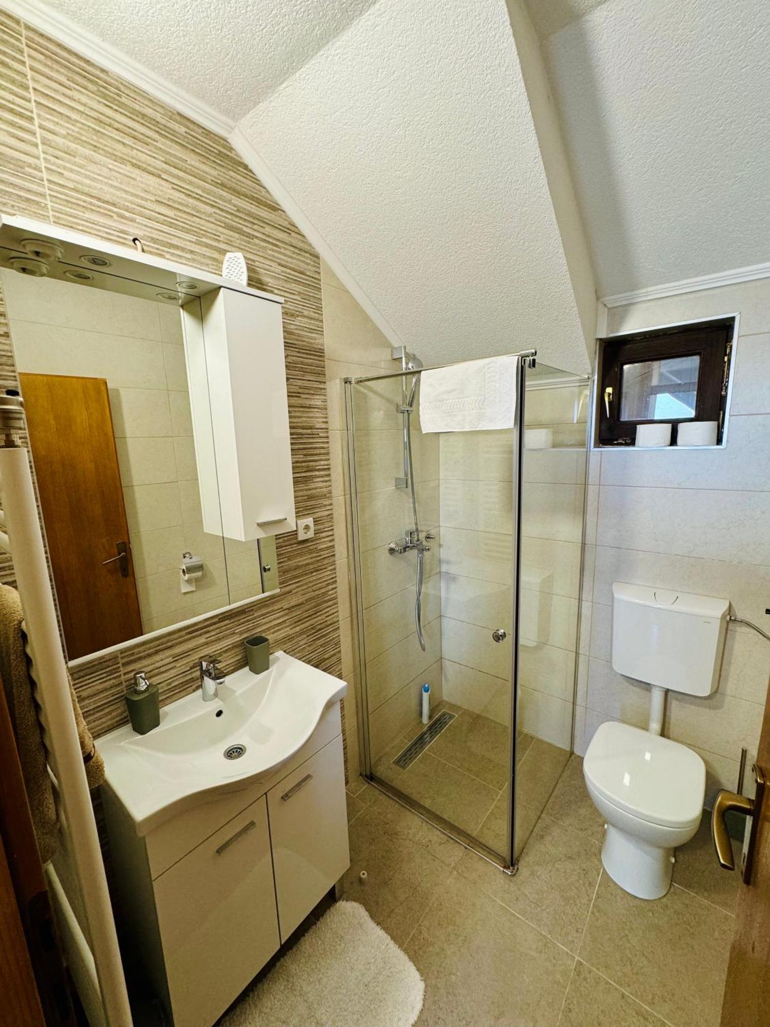 Gradiska Na Savi Apartmani I Sobe Exterior foto