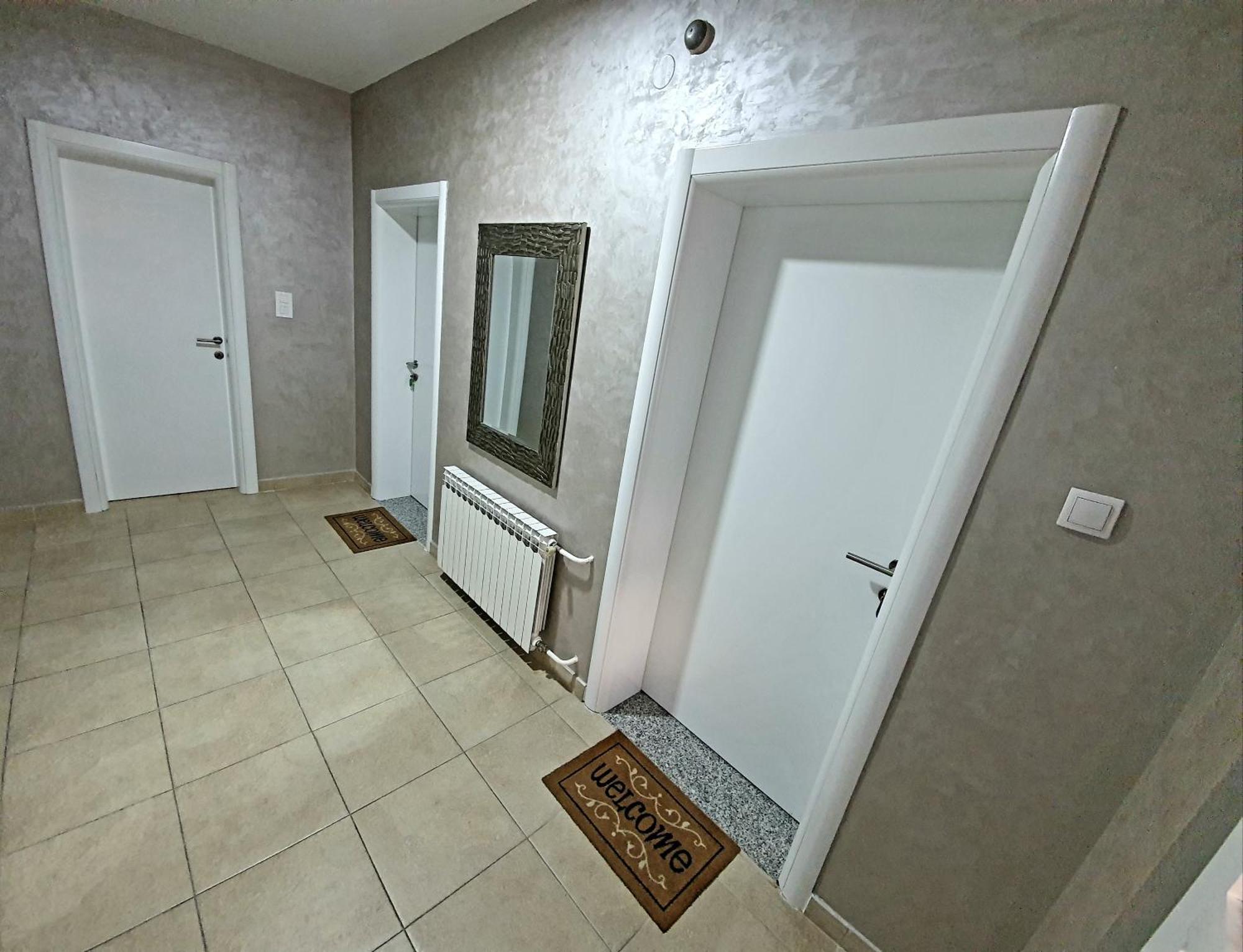 Gradiska Na Savi Apartmani I Sobe Habitación foto
